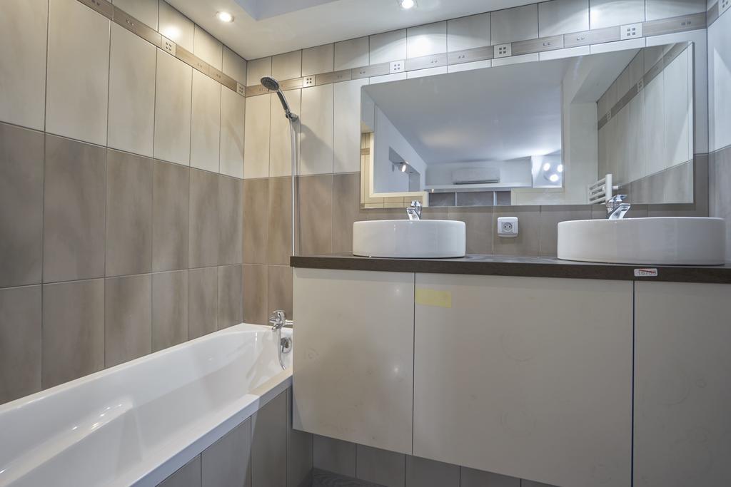 Capucine Duplex Apartment La Ciotat Exterior photo