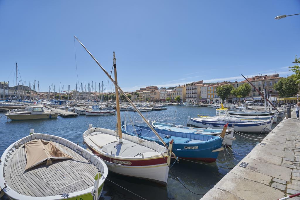 Capucine Duplex Apartment La Ciotat Exterior photo